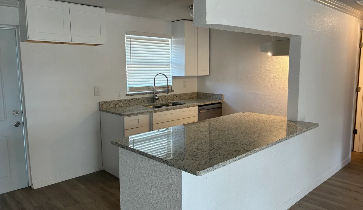 20251212_185142444_iOS