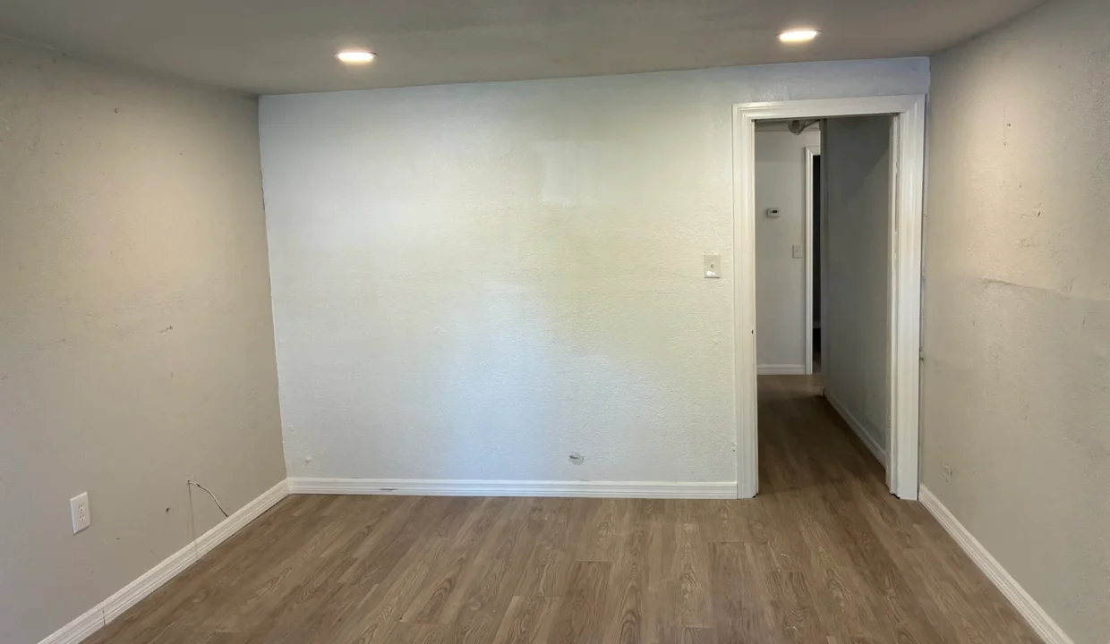 20251212_190005365_iOS