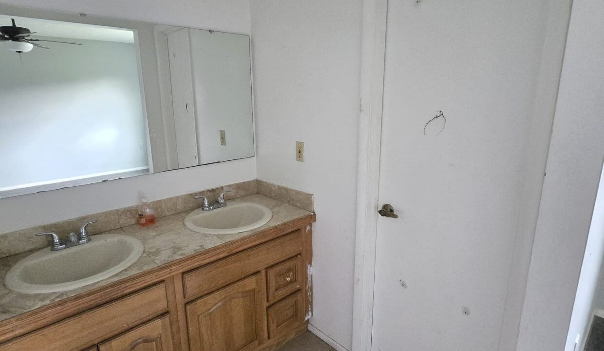 WhatsApp Image 2025-11-06 at 3.25.26 PM (2)