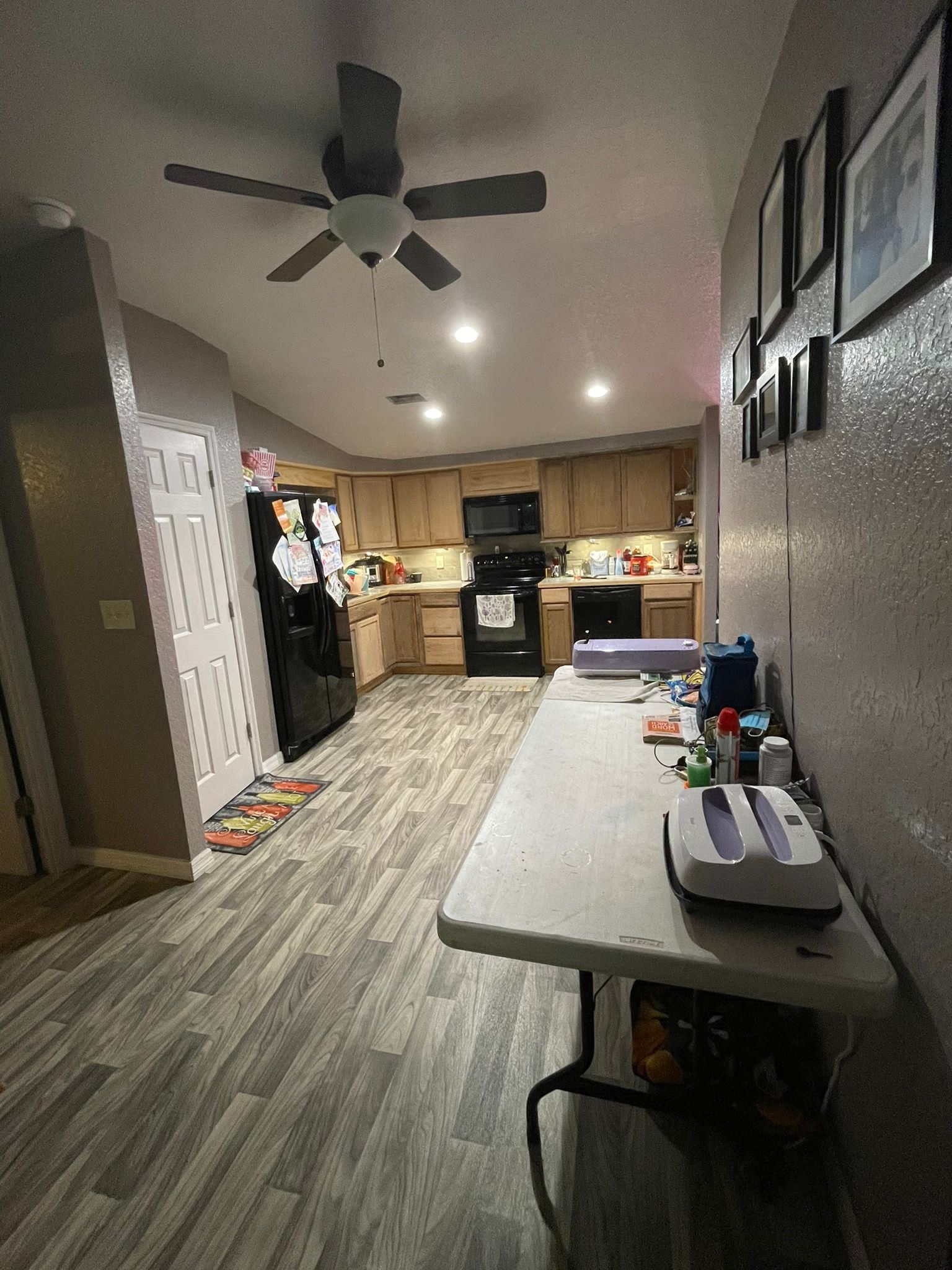 726 2nd Street kitchen