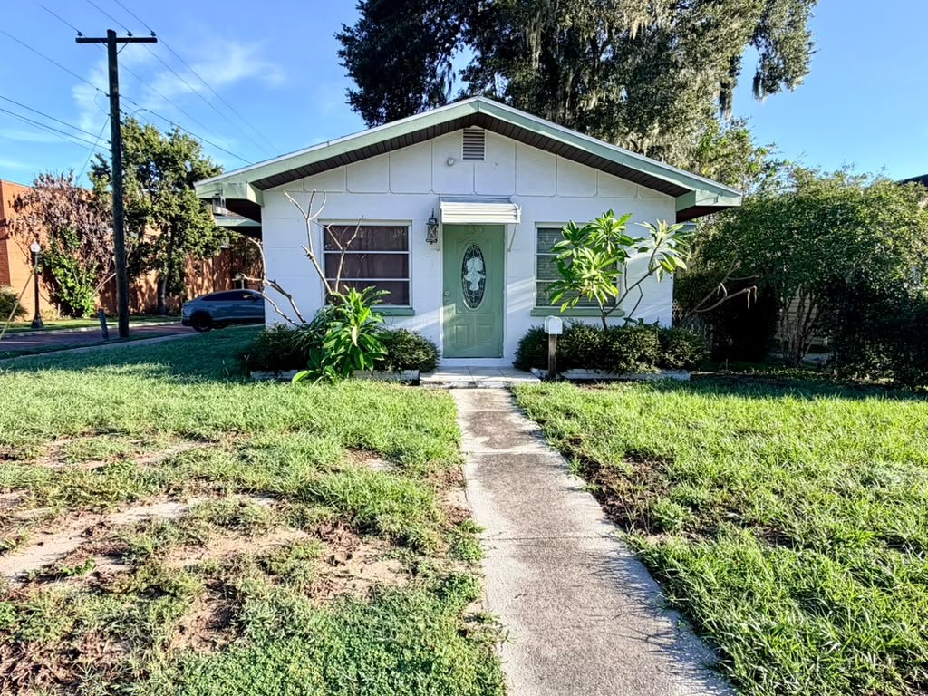 830 E Palmetto Street exterior